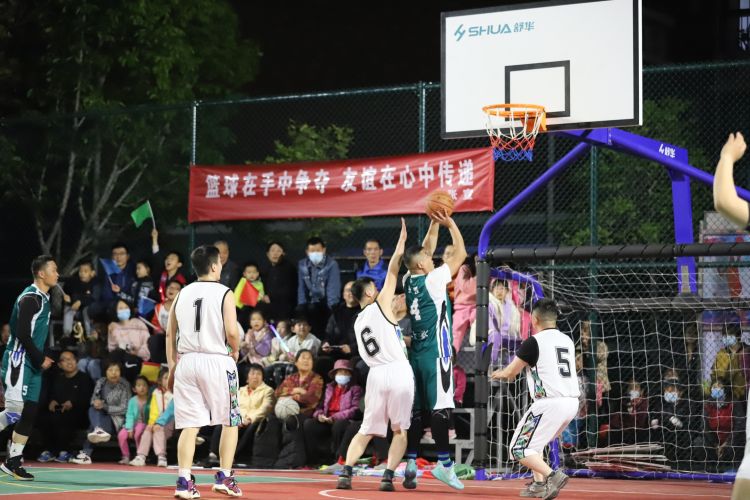 中的
